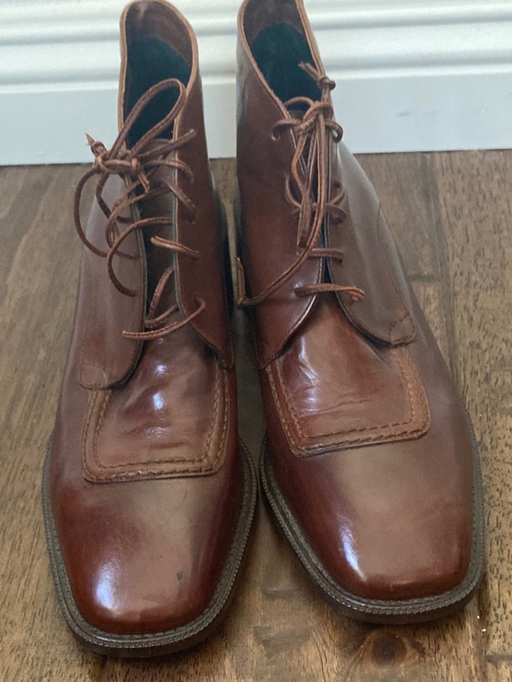 Vintage Joan Helpern Brown Leather Lace Up Ankle Boots Made in Italy Size 8